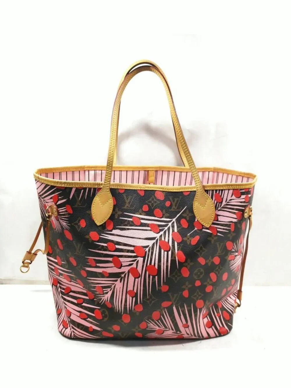 Authentic Louis Vuitton Neverfull MM Jungle Monogram Tote Bag - Picture 2 of 16